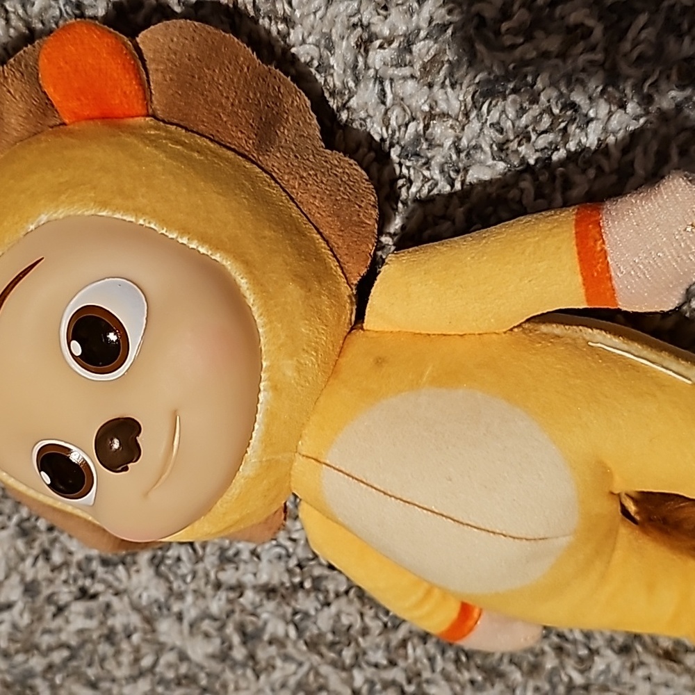 Cocomelon Baby JJ duckie and lion plushes 8 inches - Picture 3 of 5